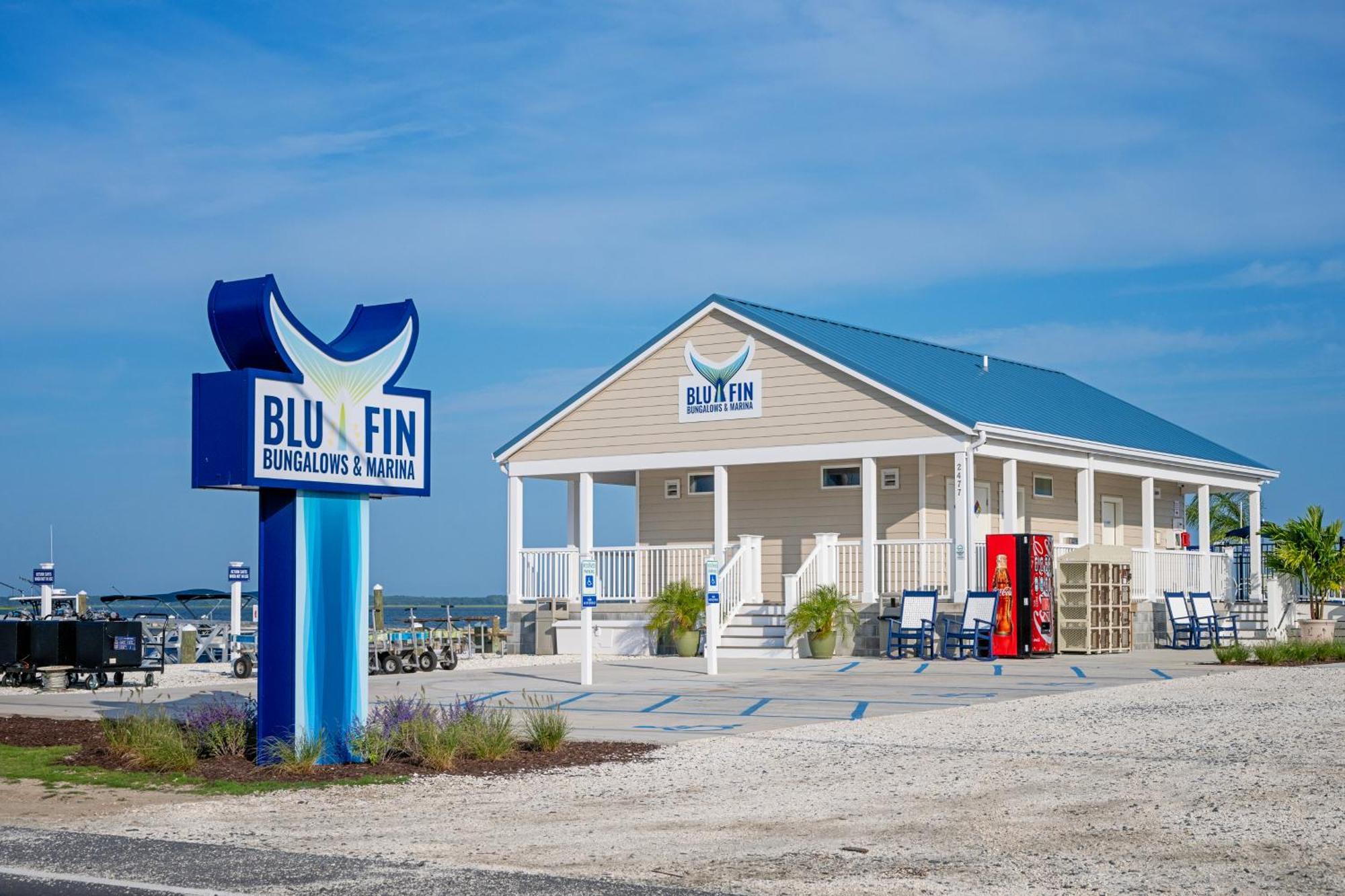 Blufin Bungalows & Marina シンコティーグ エクステリア 写真